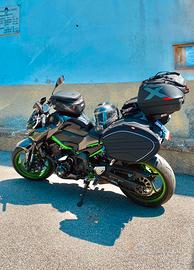 Kawasaki Z900 performance carbon 2023 perfetta