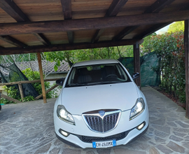 Lancia delta 1.6 multjet
