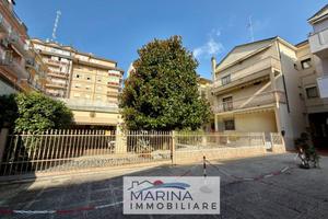 Villetta a schiera di 262 m² con più di 5 locali e
