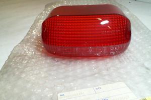 TRASPARENTE FARO POSTERIORE RCR SMT 50 GILERA 00H0