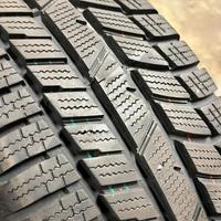 Gomme invernali Toyo 235/65 r17 + cerchi JLR