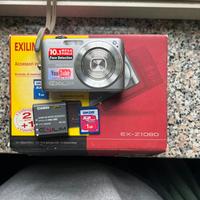 Casio exilim ex-Z1080 con scatola funzionante