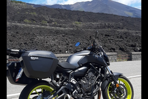 Mt 07 night fluo 11/2018