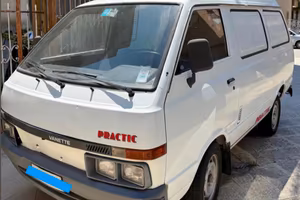 Nissan Vanette Practic
