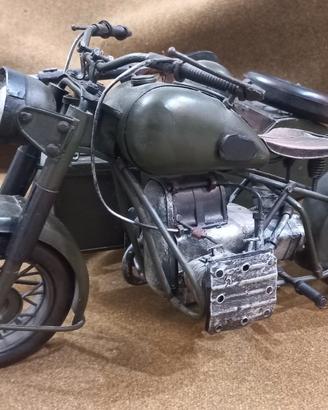 motocicletta tedesca  Bmw  R75  WWII sidecar 