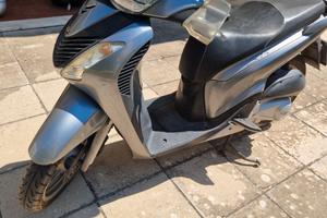 Honda SH 125i  -14172 km