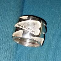 anello Pianegonda a fascia in argento cuori