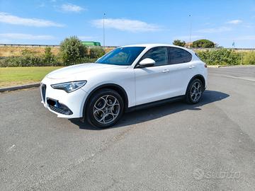 Alfa Romeo Stelvio 190 Q4 Sprint Automatica