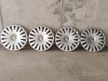 4 copricerchi 16' originali VW Passat Variant B6