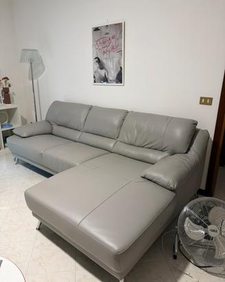 Divano  di DIVANI&DIVANI in pelle grigio