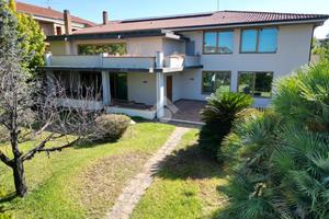 VILLA SINGOLA A SAN MARCELLINO