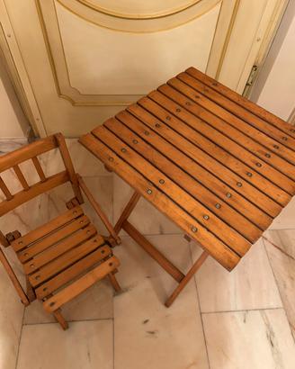 Tavolino  legno F.lli Reguitti sedia Faces anni 60