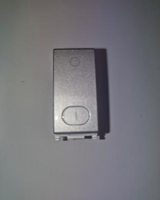 interruttore Vimar Plana 14015
