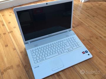 Notebook Sony Vaio 17" per ricambi o ripristino