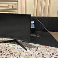 Samsung Odyssey G5 Curvo 27 pollici