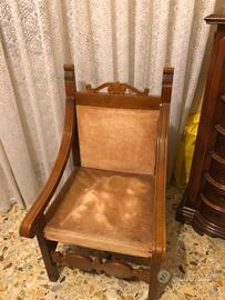 Poltrona in legno noce