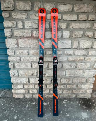 Sci Blizzard wrc 180 cm r 18.5 m