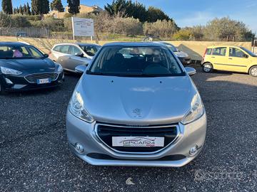Peugeot 208 PureTech 82 5 porte Allure