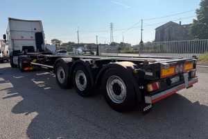 SEMIRIMORCHIO PORTA CONTAINER KOGEL 2021
