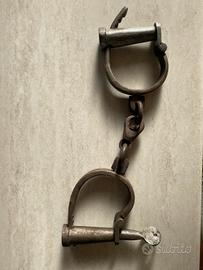

Manette da galeotto del XIX sec.