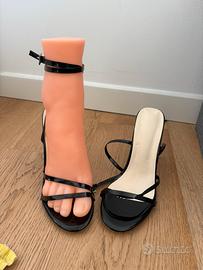 Sandali neri con tacco