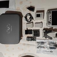drone dji mini 3 pro con accessori