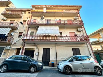 Appartamento a Partinico, Via Firenze