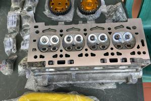 Testa motore Citroen Peugeot 1.6 16v