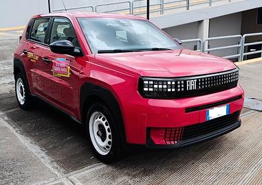 Fiat Grande Panda 44kWh Red