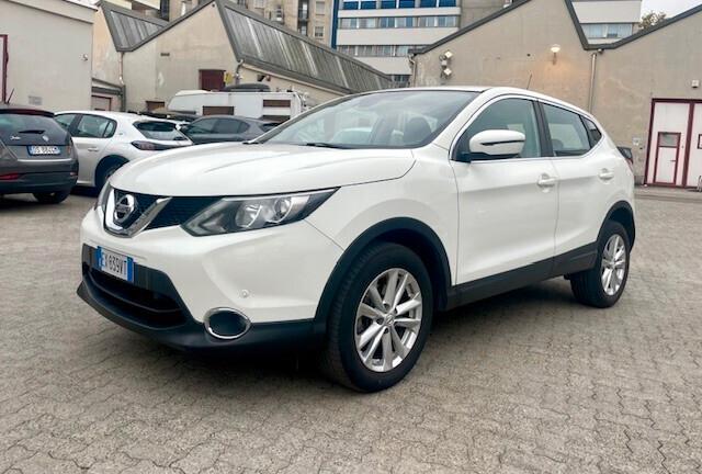 Nissan Qashqai 1.2 DIG-T Acenta