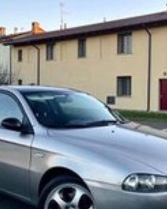 Alfa Romeo 147 1.6 16V TS 3 porte Distinctive