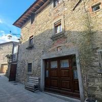 Casa indipendente a Poppi, 6 locali