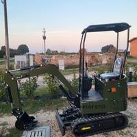 Mini escavatore NUOVO diesel - 13 quintali