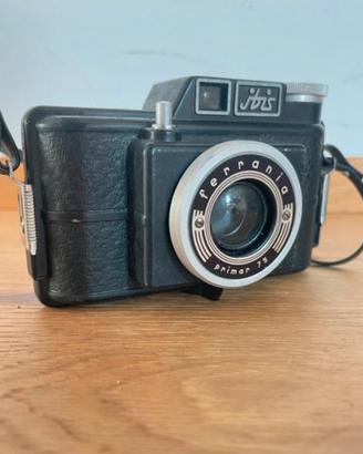 Macchina fotografica vintage Ferrania Primar 75