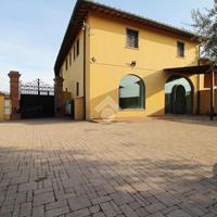 CASA INDIPENDENTE A PRATO