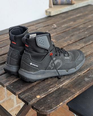 scarpe Adidas Five Ten Trailcross Gore-tex 42