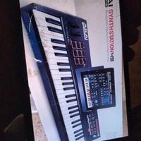  Tastiera professionale Akai 49