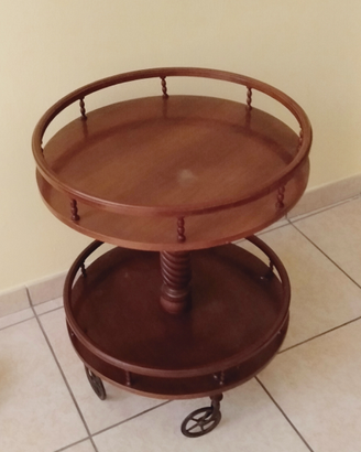 Carrello da soggiorno