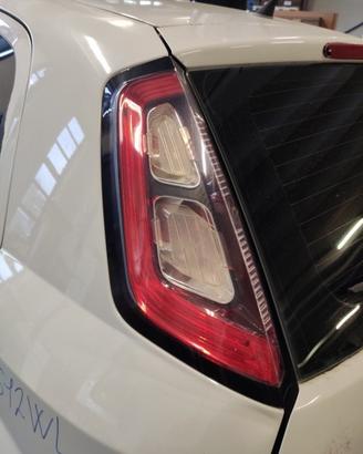 Fanale posteriore sx FIAT GRANDE PUNTO 2014