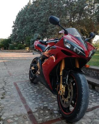 Yamaha R1 2004 2006 accetto proposte (leggi bene)