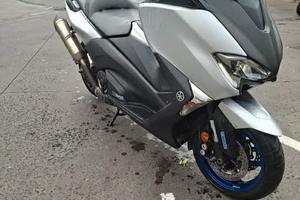 yamaha tmax 
