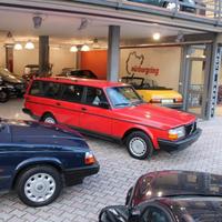VOLVO 240 2.0 cat Station Wagon Polar