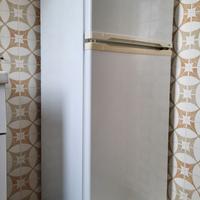 Frigorifero 54x55 altezza 138,5