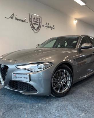 Alfa Romeo Giulia 2.2 T Diesel At8 180cv Super Na