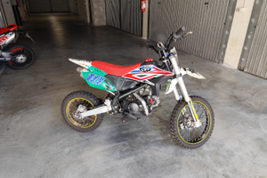 Moto pitbike 125cc 4tempi