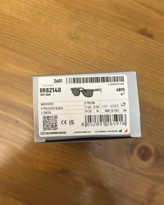 Occhiali Ray Ban Wayfarer unisex polarizzati neri