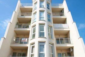 MODERNO TRILOCALE ZONA P.ZZA MARCONI 06.06-13.06