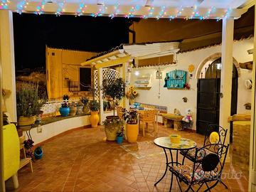 Rif.PZ3| casa ind. noto