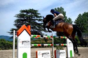 Borgo S Lorenzo fondo mq 90 vetrine servizi