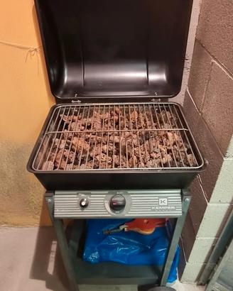 barbecue Kemper con pietra lavica